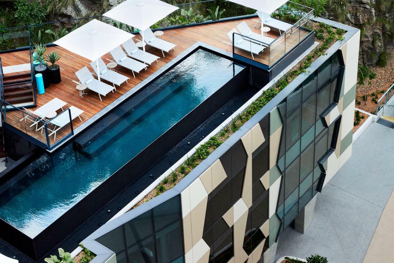 Hotel Crystalbrook Vincent Brisbane Zewnętrze zdjęcie The hotel's rooftop pool